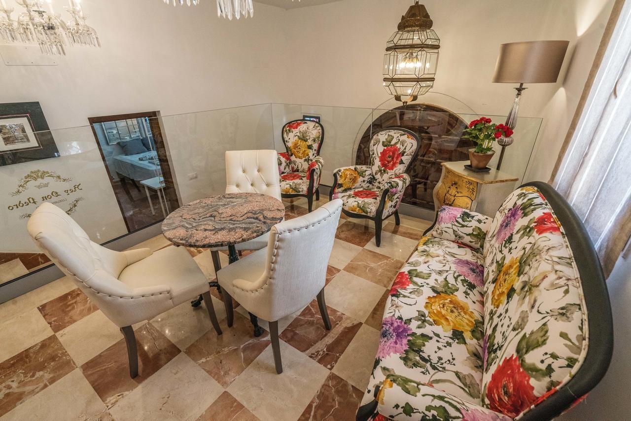 Rey Don Pedro Luxury Home Севилья Экстерьер фото